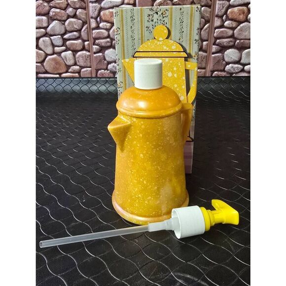 Vintage Avon Country Style Coffee Pot Lotion - Picture 1 of 5